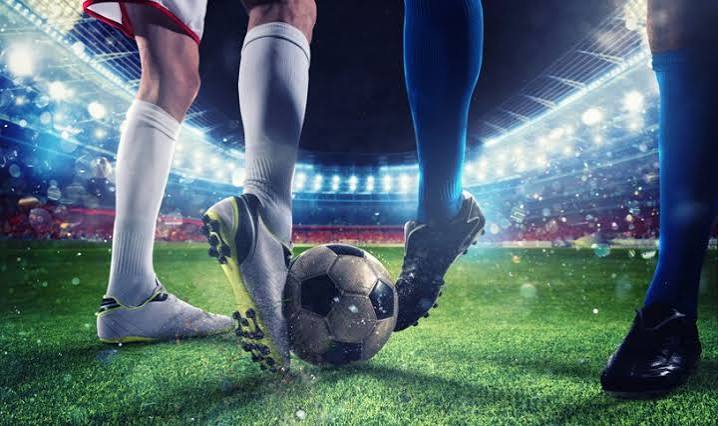 Understanding Football Momentum and Betting Dynamics - Blue Champions