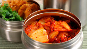 Evenly distribute kimchi slices over and put the rest of the spam slices on top of kimchi. Stir Fried Kimchi Kimchi Bokkeum ê¹€ì¹˜ë³¶ìŒ Recipe Maangchi Com
