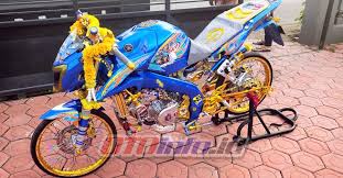 Maybe you would like to learn more about one of these? Yamaha Vixion 2013 Kediri Novice Street Racing Kubestempur Super Mewah Otoinfo Id
