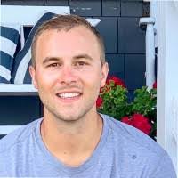 Jessica Helfrich's Instagram, Twitter & Facebook