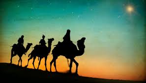 Tout dépend si vous décidez de respecter l'epiphanie est traditionnellement fixée dans le calendrier chrétien au 6 janvier, soit douze jours après la naissance de jésus selon la liturgie romaine. Epiphanie Comment Est Elle Celebree Dans Le Monde