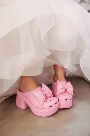 看来这小组的人忘了这是“Kpop 无删减版”，快来分享你们的冷门观点或大胆看法吧！ : rkpop_uncensored