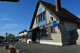 Restaurant Photo De La Maison Bleue Courseulles Sur Mer Tripadvisor
