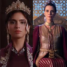 Novas fotos das Rainhas da Pérsia, Ester (Nathalia Florentino) e Améstris  (Camilia Rodrigues) em #ARainhadaPérsia que estreia com exclusividade dia  31 de maio no UniverVideo e em junho na tela da Record.