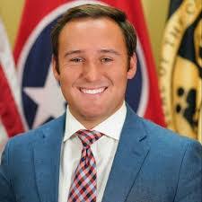 Sheila Luckett's Instagram, Twitter & Facebook