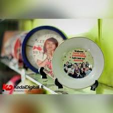 Program branding kedai digital corporate dalam membangun ekuitas merek kedai digital skripsi ini disusun sebagai salah satu syarat untuk memperoleh gelar sarjana pada jurusan ilmu komunikasi fakultas ilmu sosial dan politik universitas muhammadiyah yogyakarta disusun oleh: 77 Best Kedai Digital Images Digital Instagram Posts Mugs