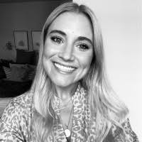 4800+ perfiles de «Tenille»