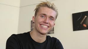 Ian Thomas: “mijn nieuwe nummers zijn te alternatief voor MNM en Qmusic”