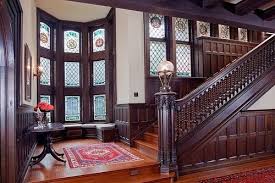 The tudor revival occurred in the early part of the 20th century and quickly became one of the most predominant architectural styles as masonry veneering was perfected and spread throughout the. Eye For Design Decorating Tudor Style