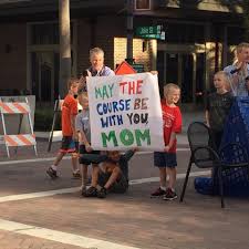 Did you scroll all this way to get facts about nascar fan? 35 Running Spectator Signs Ideas Running Signs Marathon Signs Funny Signs
