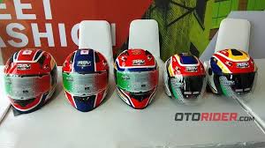 Artinya bagi para fans gresini racing, selain bisa mengoleksi original official merchandise fedral oil gresini moto2 juga bisa memiliki original official merchandise delconca gresini moto3 dengan rider penasaran helm rsv yang dimaksud? Rsv Helmet Resmi Luncurkan Produk Baru Harganya Cukup Terjangkau