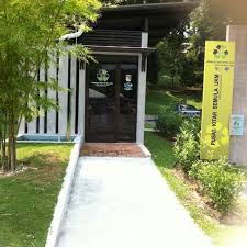We did not find results for: Fotos Em Pusat Kitar Semula Ukm Bandar Baru Bangi Selangor