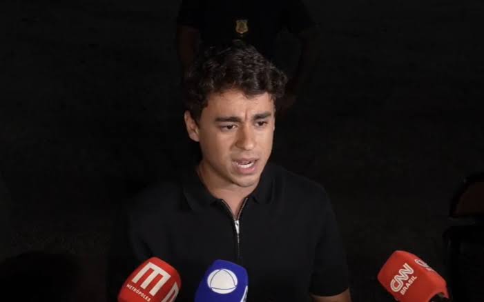 VÍDEO: Nikolas Ferreira diz que prorrogação da votação só beneficia "o time que está perdendo" e que Flávio é o único prejudicado | abc+