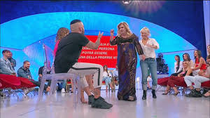 Sossio e ursula insieme, pamela e stefano sono a una scelta. Uomini E Donne Oggi 3 Ottobre 2019 Puntata Trono Classico Video Witty Tv