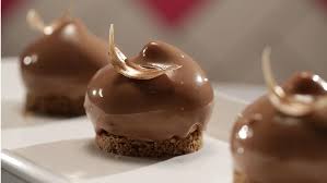 Caramel And Apple Petit Gateau Zumbo S Just Desserts Zumbo Desserts Sweet Treats Recipes