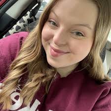 What are some good local artist/small businesses that could turn a picture  into a drawing, wood burning picture, or something of the sort for a  Christmas gift? Thanks ahead!!