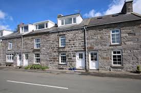 Bedell trustees limited, whose registered office is situated at po box 75, 26 new street, st helier, jersey, bought pargys, 3 arbory road, castletown, for £1,175,000. Property For Sale In Castletown Isle Of Man Buy Properties In Castletown Isle Of Man Zoopla