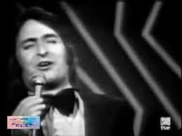 Nino Bravo Un Beso Y Una Flor Canciones Canciones Romanticas Musica Romantica En Espanol