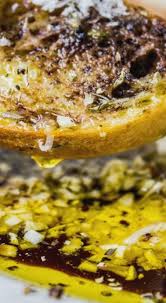 Restaurant Style Olive Oil And Balsamic Bread Dip Bread Dip Balsamic Dressing Recipe Best Dip Recipes
