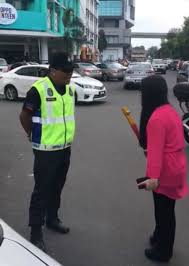 Will be closed 15 minutes earlier than. Video Of Woman Screaming At Mpsj Officer Goes Viral