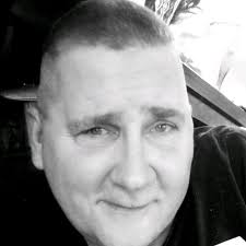 Everett (@everettpierceiii)