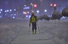 Downloade dieses freie bild zum thema madrid schnee fuß mit mann aus pixabays umfangreicher sammlung an public domain bildern und videos. Schneechaos In Spanien Madrid Kampft Mit Ungewohnlichem Wintereinbruch Panorama Stuttgarter Nachrichten