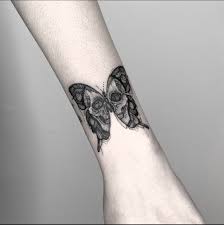 See more ideas about tattoo drawings, tattoos, body art tattoos. Butterfly Skull Done By Me In San Francisco Ig Brittnaami Tattoo
