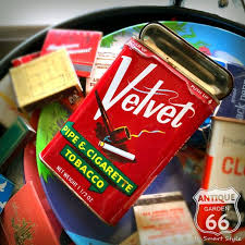 送料込 1930 40 s velvet ヴィンテージ タバコ缶 ティン缶 アドバタイジング アンティーク 紙巻きたばこ f 008a 007 antique style アンスタ アメリカ買付けのヴィンテージ アンティークのおみせ powered by base アドバタイジング アンスタ ヴィンテージ