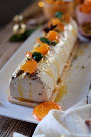 Buche Glacee A La Pistache Et A La Clementine Buche Glacee Gateaux Et Desserts Pistache
