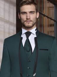 Abiti da sposo verde