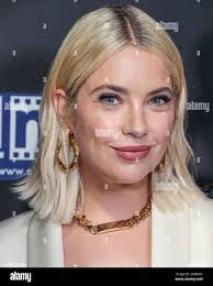 Ashley Olds's Instagram, Twitter & Facebook