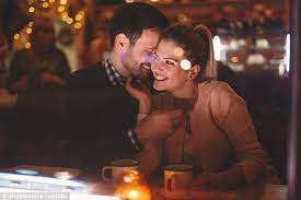 Entdecke rezepte, einrichtungsideen, stilinterpretationen und andere ideen zum ausprobieren. Quora Users Reveal Inappropriate Behaviour They Ve Seen At A Restaurant Daily Mail Online