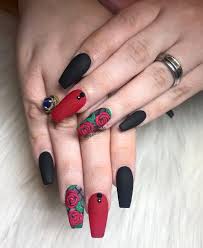 Black And Red Acrylic Nails Square She S Bold Coffinnails Acrylicnails Gelpolish Matte Black Red Rose Nailart Naildesign Nailsonfleek Nailswag Fash Red Black Nails Red Nails Red Acrylic Nails