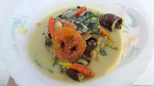 Ikan yang enak diolah jadi mangut bukan hanya lele, melainkan juga ikan pe atau pari asap. Resep Mangut Ikan Pari Gurih Yang Lezat Dan Menggugah Selera Lifestyle Liputan6 Com
