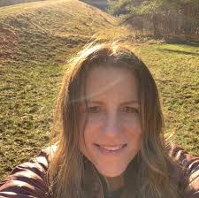 Linda Kobus's Instagram, Twitter & Facebook