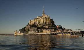 The island lies approximately one kilometre off the country. Mont Saint Michel France 1 1 Recreation Minecraft Map Mont Saint Michel France France France 1