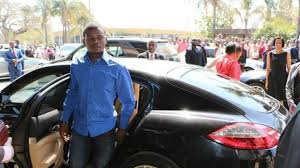 Bushiri has been accused of charges including fraud and money laundering in south africa. Prophet Shepherd Bushiri Held At Gunpoint Gambakwe Media