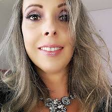 Andrea Raya (@andrearayaa) • Facebook