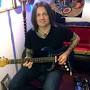 Profile Picture of top UK session guitarist – based in London and Brighton | Newson Google