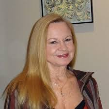 Candace Thayer's Instagram, Twitter & Facebook