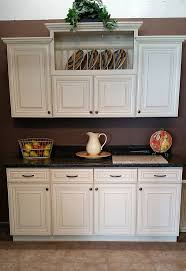 This Kitchen Display In Our Showroom Features Creme Maple Cabinets Uba Tuba Granite Counter Tops And Somerset Wood Kitchen Cabinets Cabinet Warehouse Cabinet