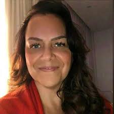 Votação vai até sexta (23/10). Clique aqui para votar.