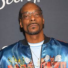 Calvin cordozar broadus jr., tha doggfather. Snoop Dogg Confirms Lovers And Friends Festival Is Not Fake