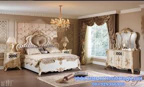 Desain Interior Kamar Tidur Klasik Ukir Eropa Interior Kamar Tidur Klasik Ukir Eropa Merupakan Produk Mebel Set Kamar Ti Interior Kamar Tidur Kamar Tidur Mewah