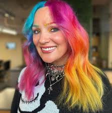 Looking for hair models for color and vivids in the area