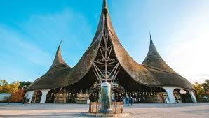 Located next to the efteling theme park, bosrijk offers accommodation with views over the park, free wifi access and unique décor with efteling bosrijk (holiday park), kaatsheuvel (netherlands) deals. Wanneer Gaat De Efteling Weer Open