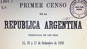 The italian population in argentina is the third largest in the world, and the second largest (after brazil) outside of italy, at approximately 25 million people (62.5% of argentina's population). La Sorprendente Historia Del Primer Censo Nacional Una Mayoria Analfabeta Un Pais Despoblado Y Mas Curanderos Que Medicos Infobae