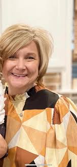 Did you know that today is National Women's Physician Day? Here are two fun  facts to go along with today: For the first time in US history, Women made  up more than