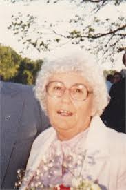 Minnie Mcclure's Instagram, Twitter & Facebook