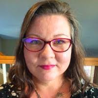 Melissa Lauck's Instagram, Twitter & Facebook